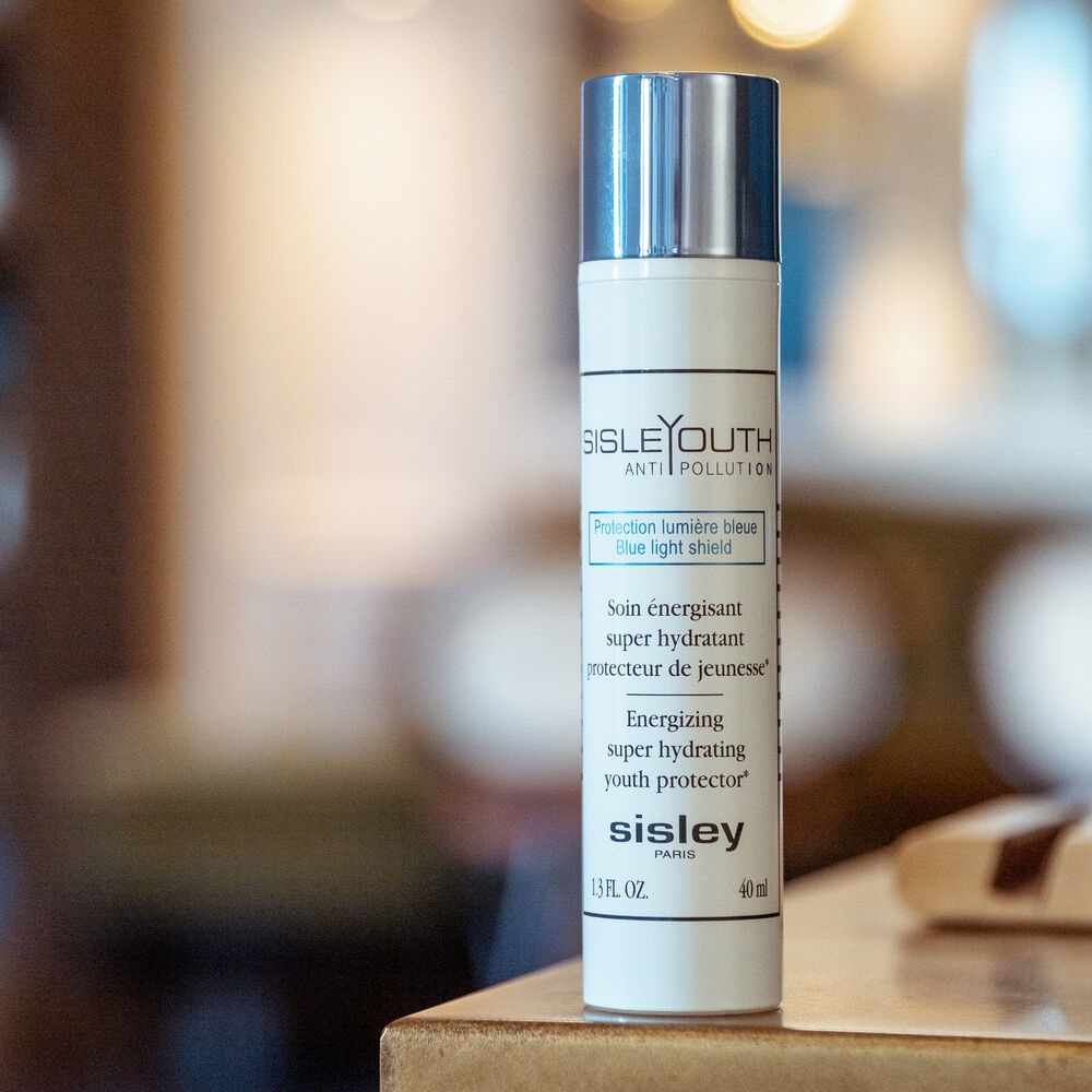 Sisley SisleYouth Anti-Pollution 40 ml - Trattamento Energizzante Super Idratante per Pelle Giovane e Protetta