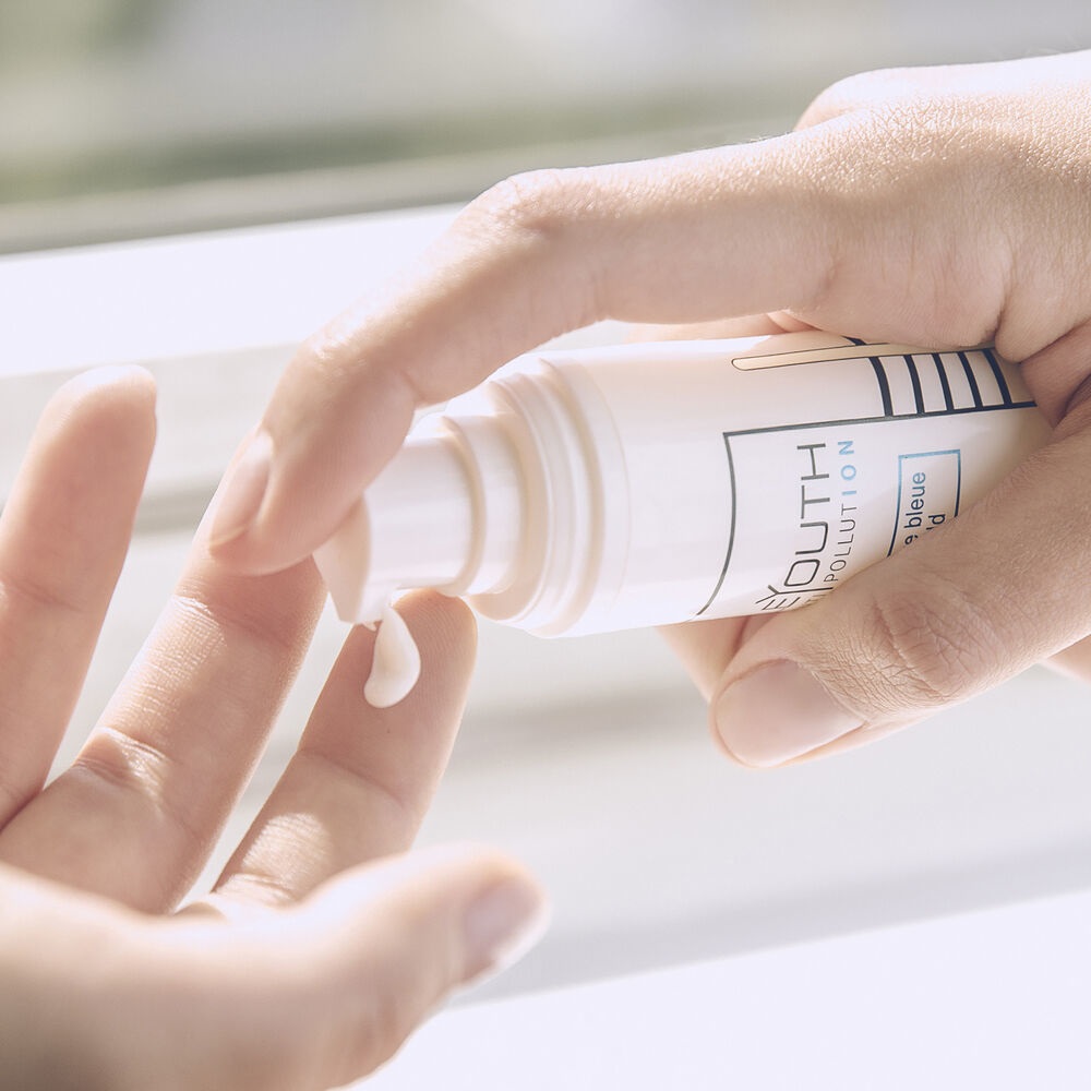 Sisley SisleYouth Anti-Pollution 40 ml - Trattamento Energizzante Super Idratante per Pelle Giovane e Protetta