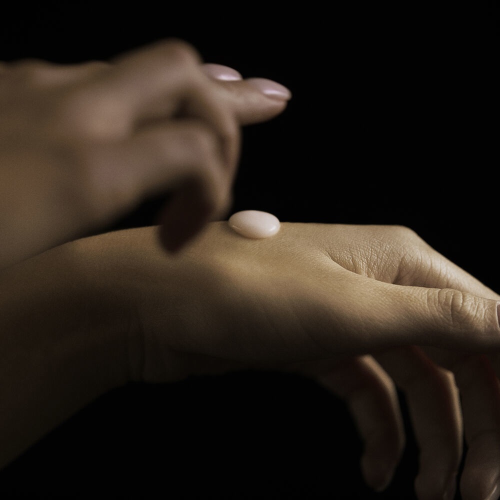 Sisley Supremÿa La Nuit La Lotion Soin Anti-Âge 140 ml - Lozione Viso Notte Rigenerante e Idratante per Donna