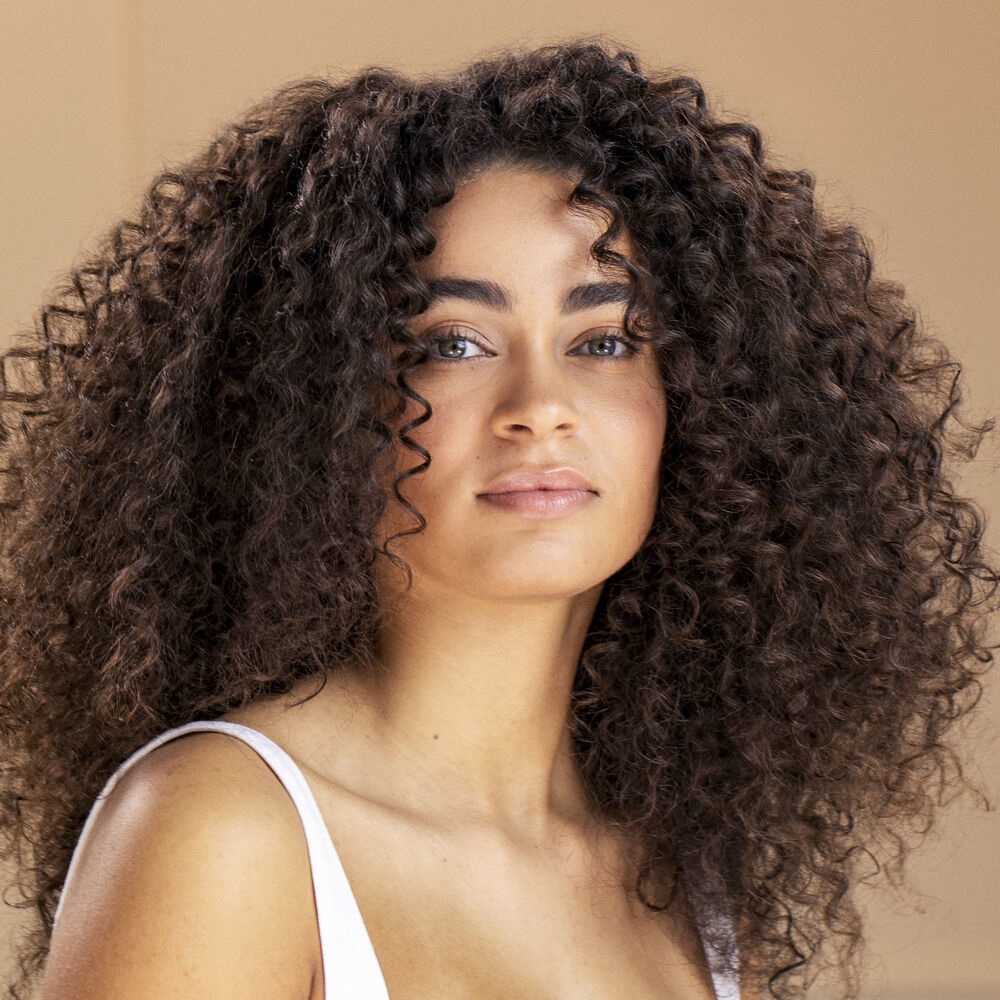 Sisley Soin Lavant Revitalisant Nourrissant 500 ml - Shampoo Nutriente Rivitalizzante per Capelli Secchi e Molto Secchi