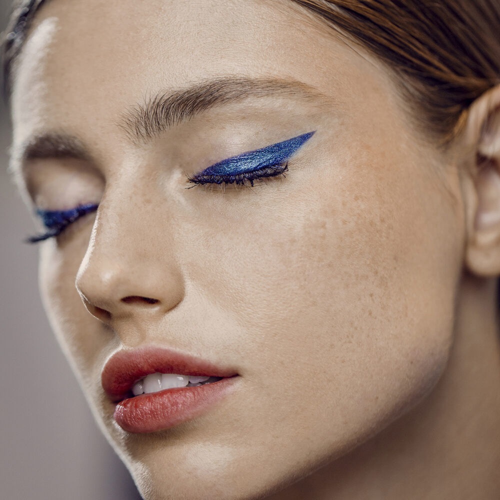 Sisley Phyto-Touche Poudre Éclat Soleil - Polvere-Crema Abbronzante 11 g con Blush Rose Bleuté e Design a Onda