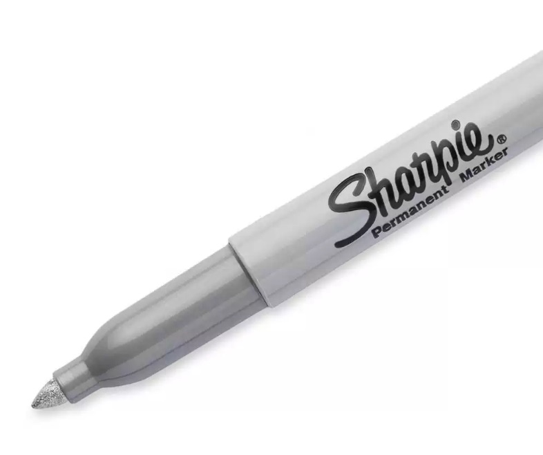 Sharpie Marcatore Permanente Metallic F Punta Conica 3 mm Argento - Resistente all'Acqua e Asciugatura Rapida