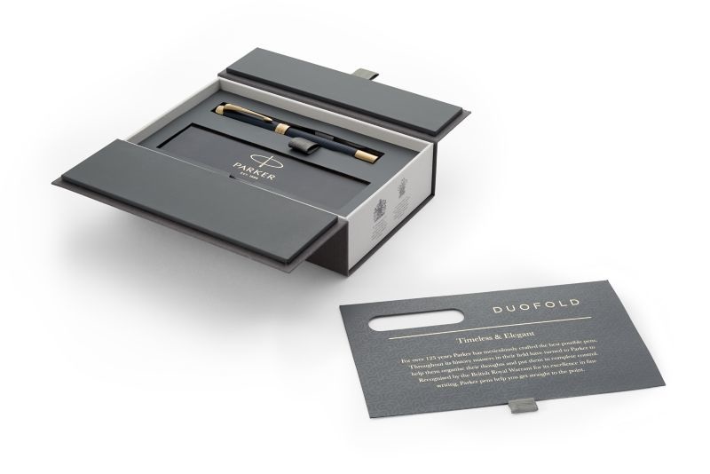 Parker Duofold Prestige Penna Stilografica Blu Chevron, Punta in Oro Puro Sottile, Inchiostro Nero e Adattatore
