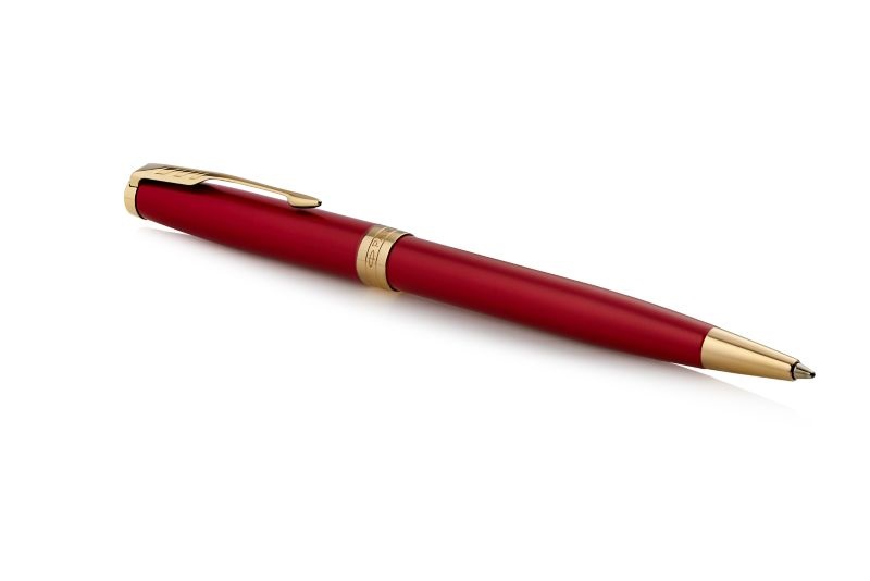 PARKER Sonnet Penna a Sfera Rosso Laccato con Finiture in Oro, Pennino Medio, Meccanismo Retrattile