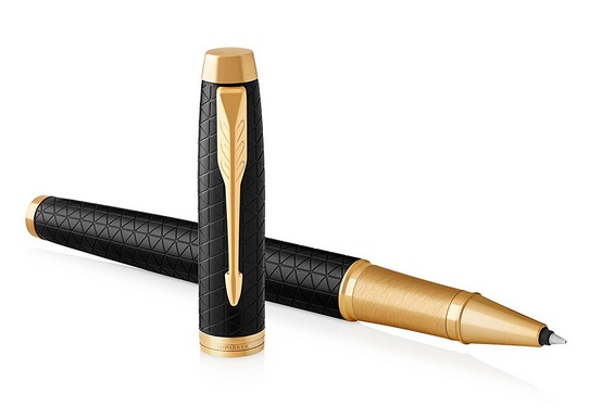 Parker IM Premium Penna Roller, Punta Fine, Inchiostro Nero, Finiture Black/Gold