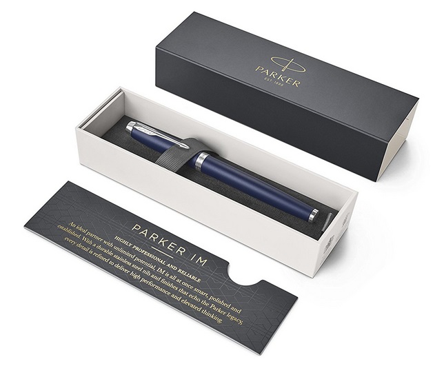 Parker IM Penna Roller | Punta Fine | Inchiostro Nero | Blu Opaco con Finiture Blue Chrome