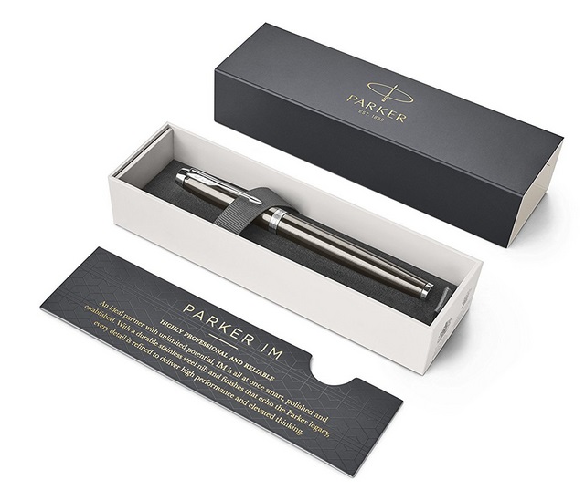 Parker IM Roller Dark Espresso - Punta Fine, Inchiostro Nero, Acciaio Inossidabile, Confezione Regalo