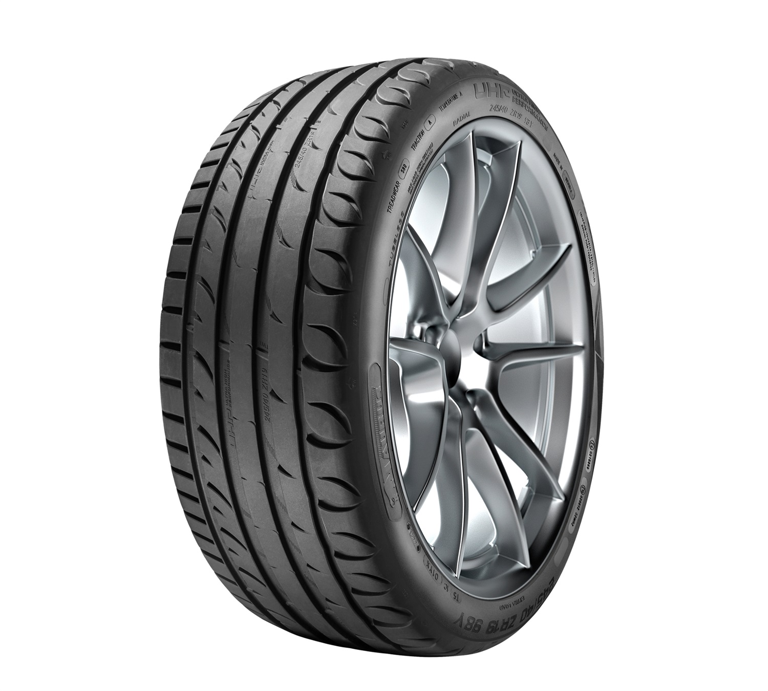 Taurus Ultra High Performance 235/40 R19 96Y XL Pneumatici Estivi