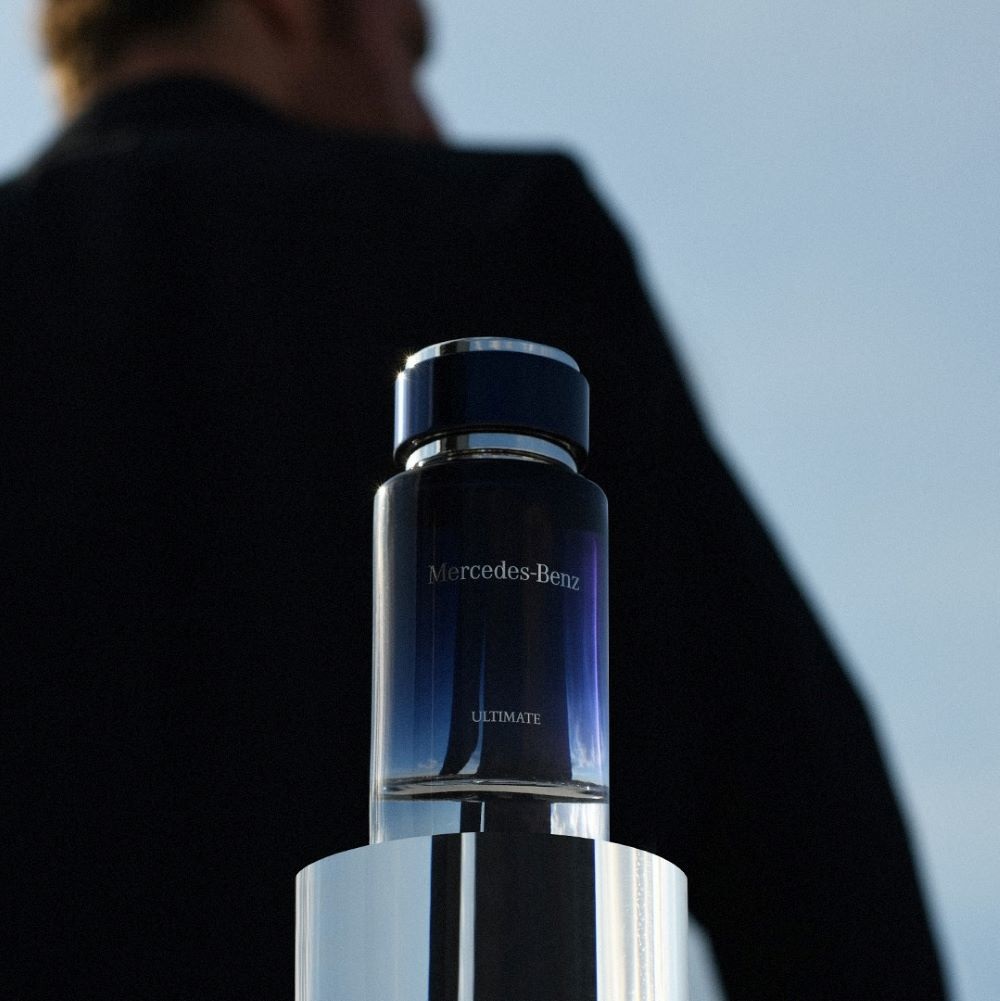 Mercedes-Benz Ultimate Eau de Parfum da Uomo 120 ml - Fragranza Aromatica con Note di Lavanda e Legno
