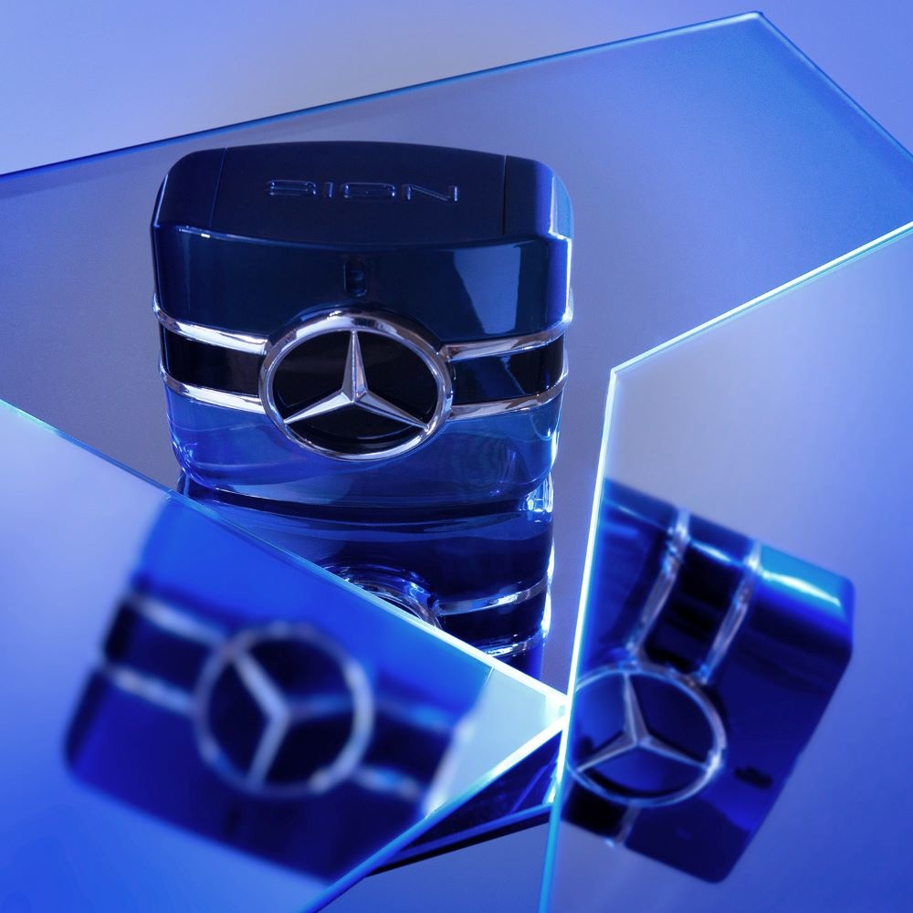 Mercedes-Benz Sign Eau de Parfum 50 ml per Uomo - Fragranza Speziata con Cardamomo