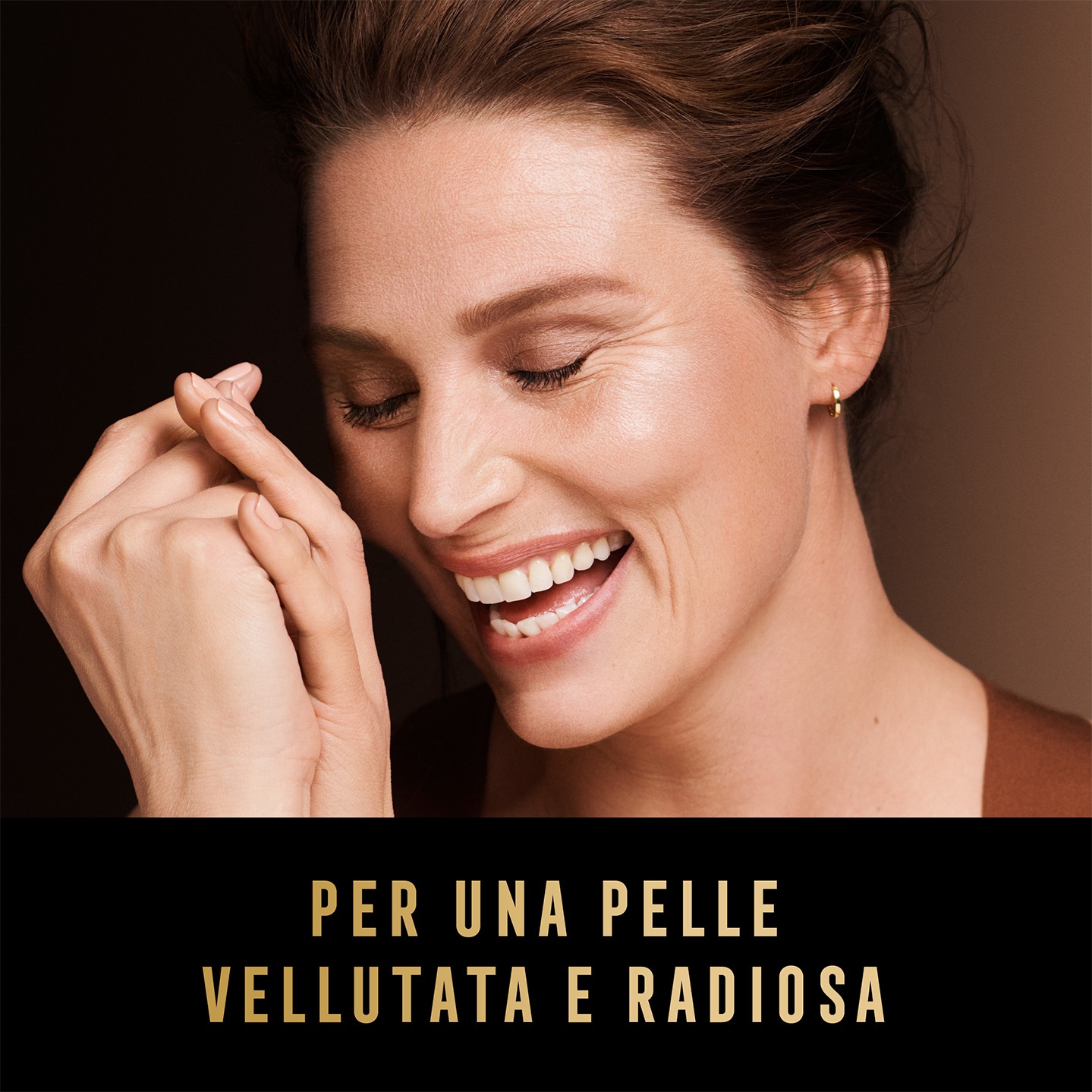 Max Factor Cipria Compatta 42 Deep Beige 14 g - Copertura Medio-Alta, Finish Opaco, Adatta a Tutti i Tipi di Pelle