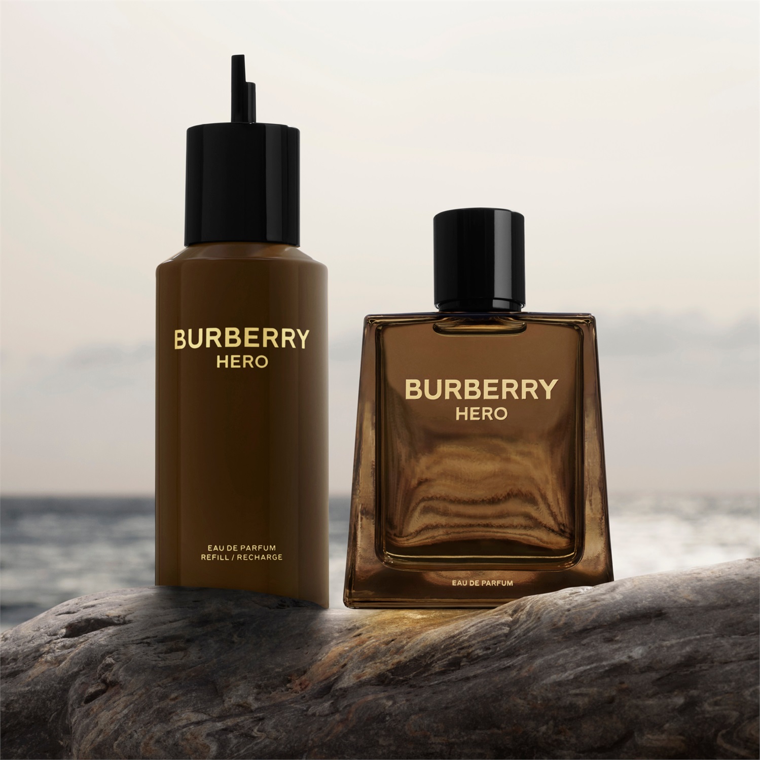 Burberry Hero Parfum Uomo 100 ml - Eau de Parfum Ricaricabile con Note di Cipriolo, Amyris e Legno di Cedro