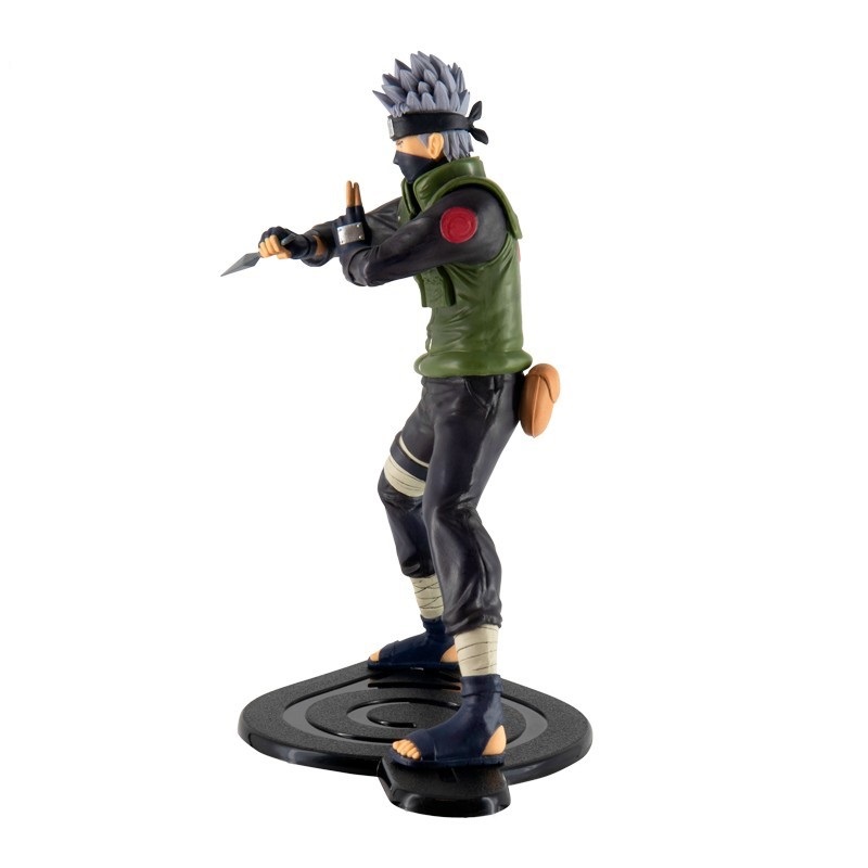 ABYstyle Naruto Shippuden Kakashi Hatake Figure 17cm in PVC con Kunai e Sharingan