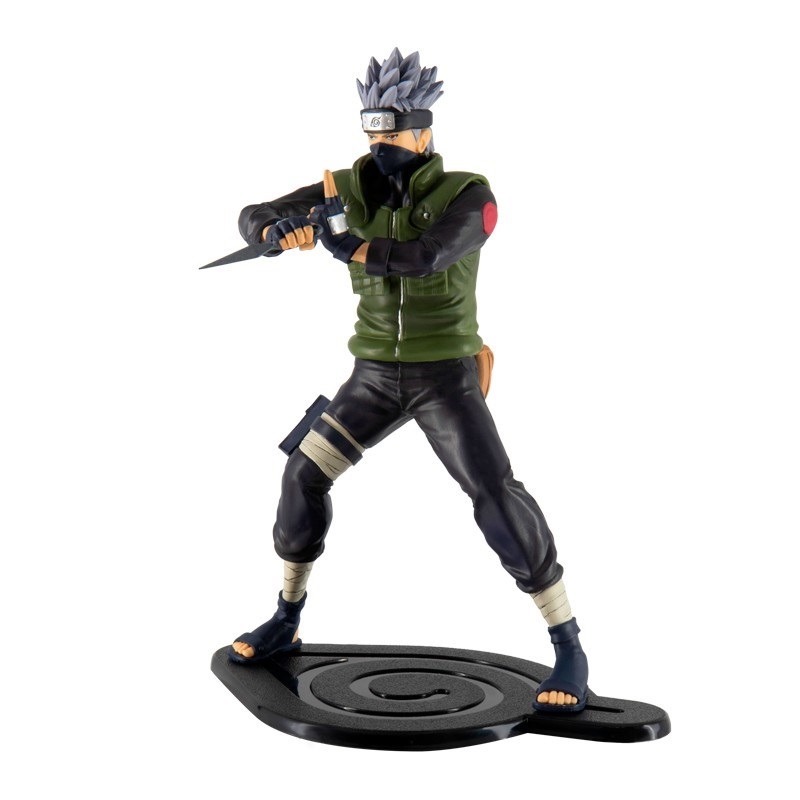 ABYstyle Naruto Shippuden Kakashi Hatake Figure 17cm in PVC con Kunai e Sharingan