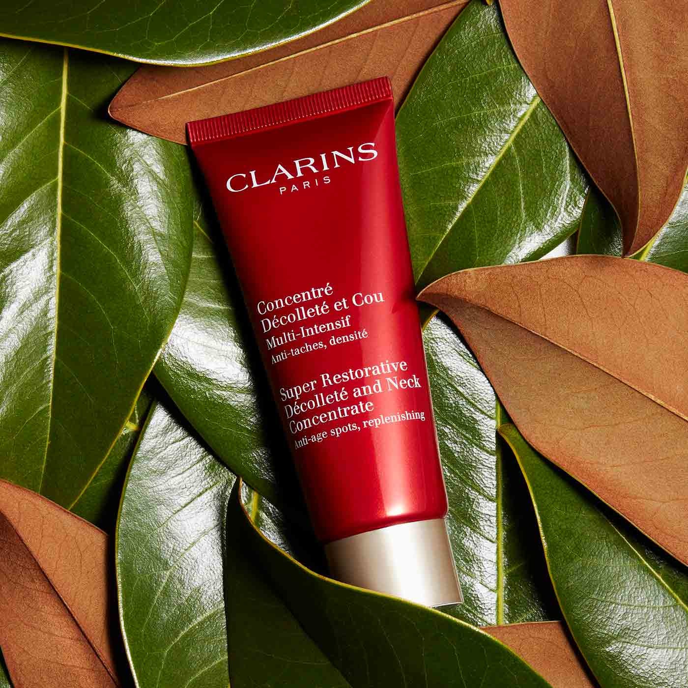 Clarins Multi-Intensive Concentrato Rivitalizzante Collo e Décolleté 75 ml - Trattamento Antirughe, Rassodante e Levigante per Pelle Universale, Donna, 50 Anni