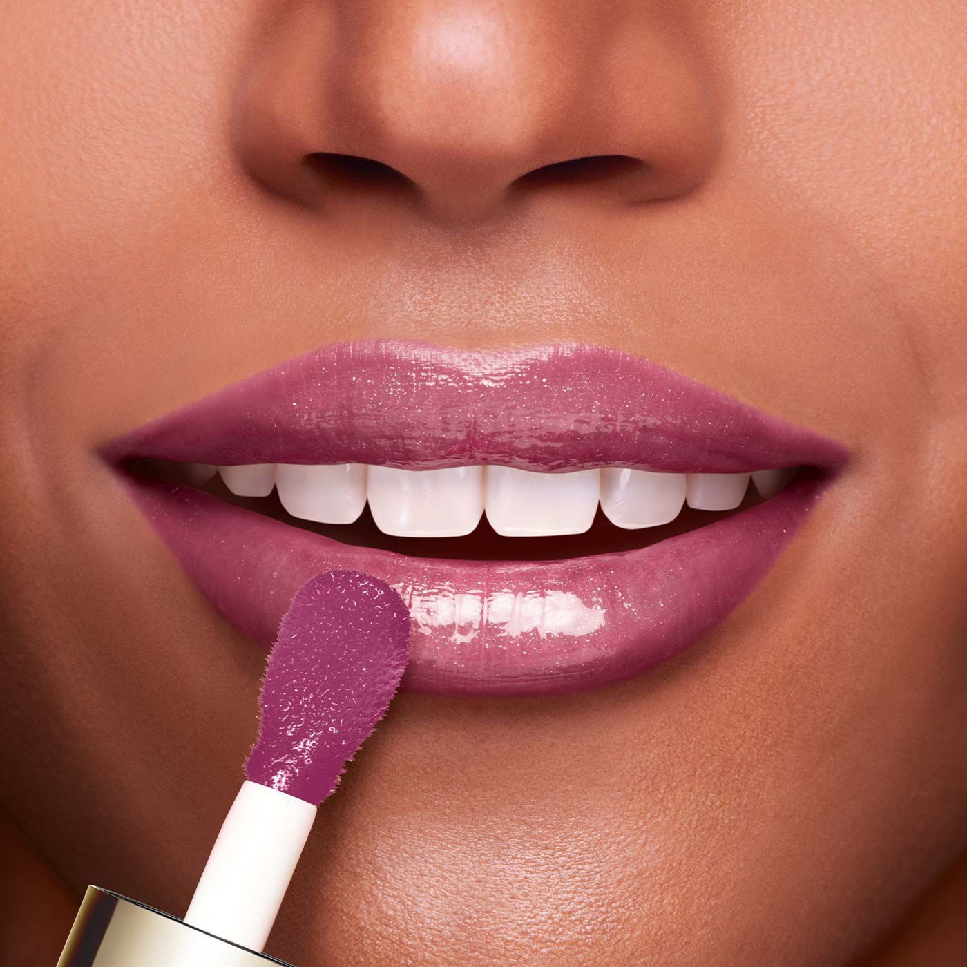 Clarins Lip Comfort Oil 10 Plum 7ml - Olio Nutriente per Labbra Idratanti e Brillanti