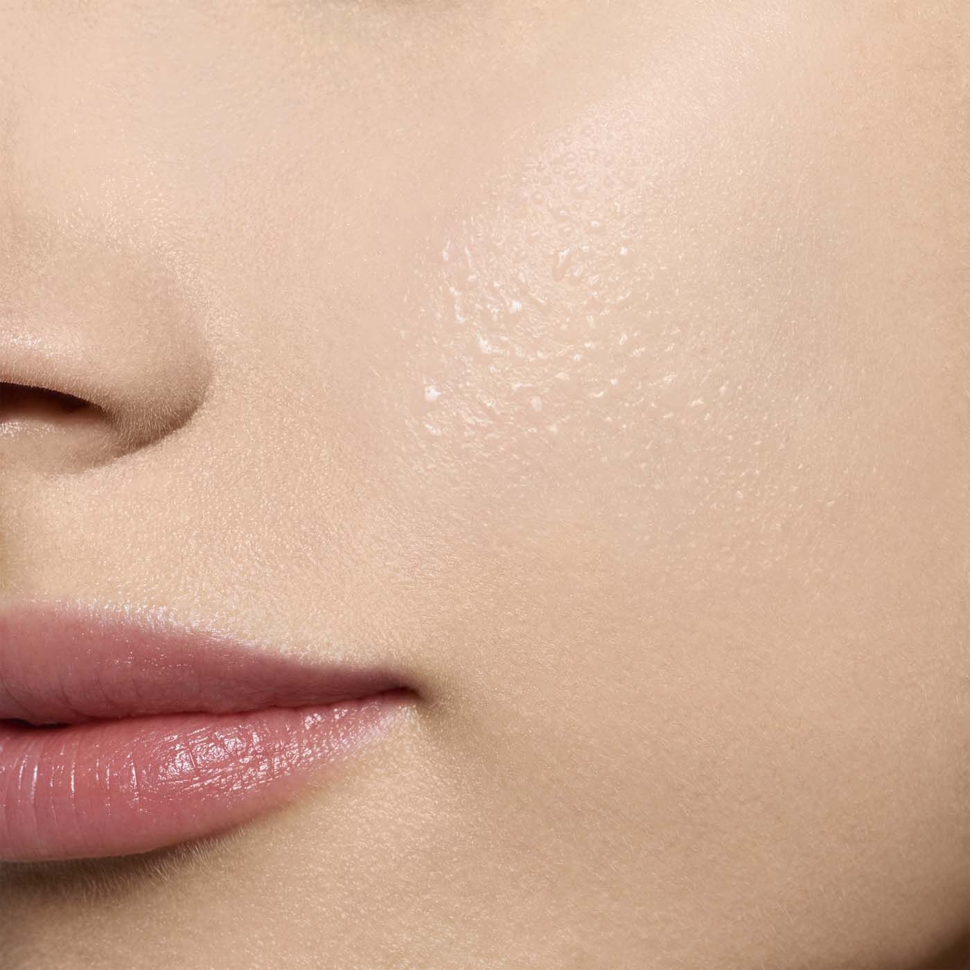 Clarins Hydra-Essentiel Brume Idratante Multi-Protezione 75ml - Spray Viso Rinfrescante con Acido Ialuronico e Estratti Vegetali