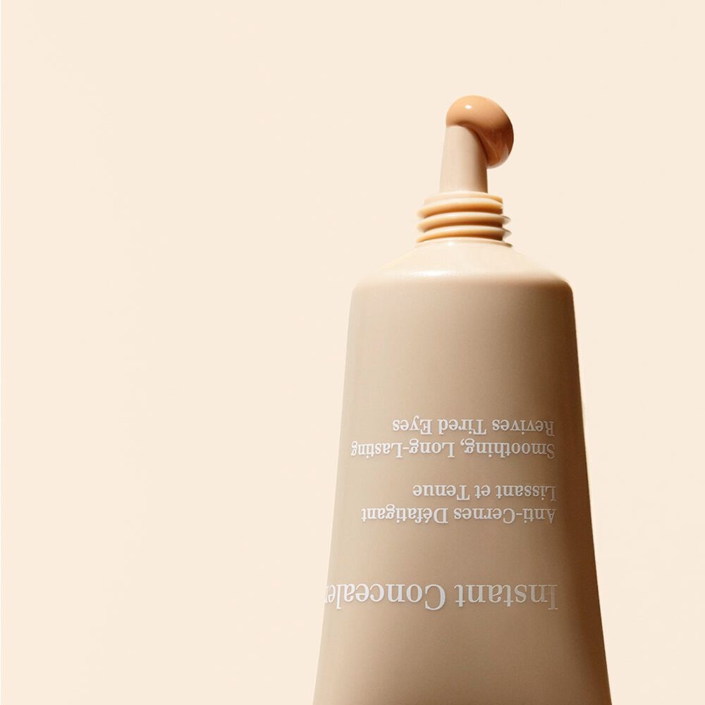 Clarins Instant Concealer 03 - Correttore Antiocchiaie Levigante e Rigenerante, 15 ml