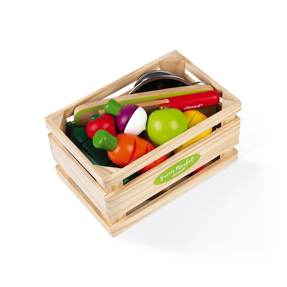 Janod Maxi Set Frutta e Verdura da Tagliare - Cassetta Del Mercato con 9 Frutti e Verdure in Velcro, Coltello e Tagliere in Legno, Colino in Metallo - Da 3 a 8 Anni