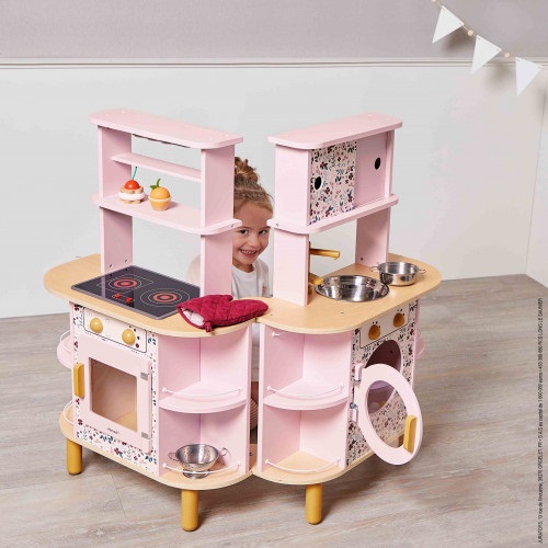 Janod J06616 Cucina in Legno a Due Lati con 8 Accessori Inclusi, Forno, Manopole Girevoli e Piastra Sonora - Colore Pink, dai 3 Anni