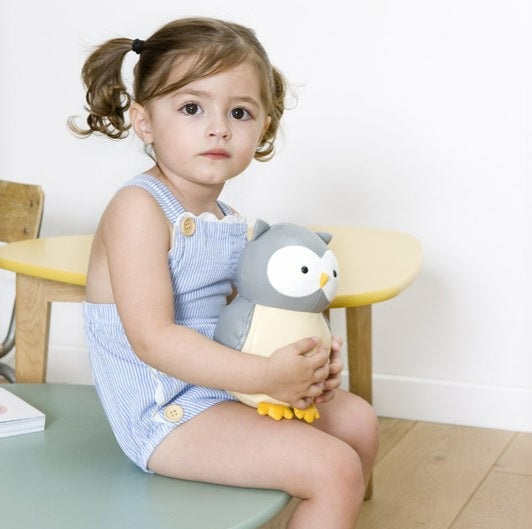 Little Big Friends Carillon Musicale Morbido - Nicoletta la Civetta, Facile da Pulire e con Melodie Diverse