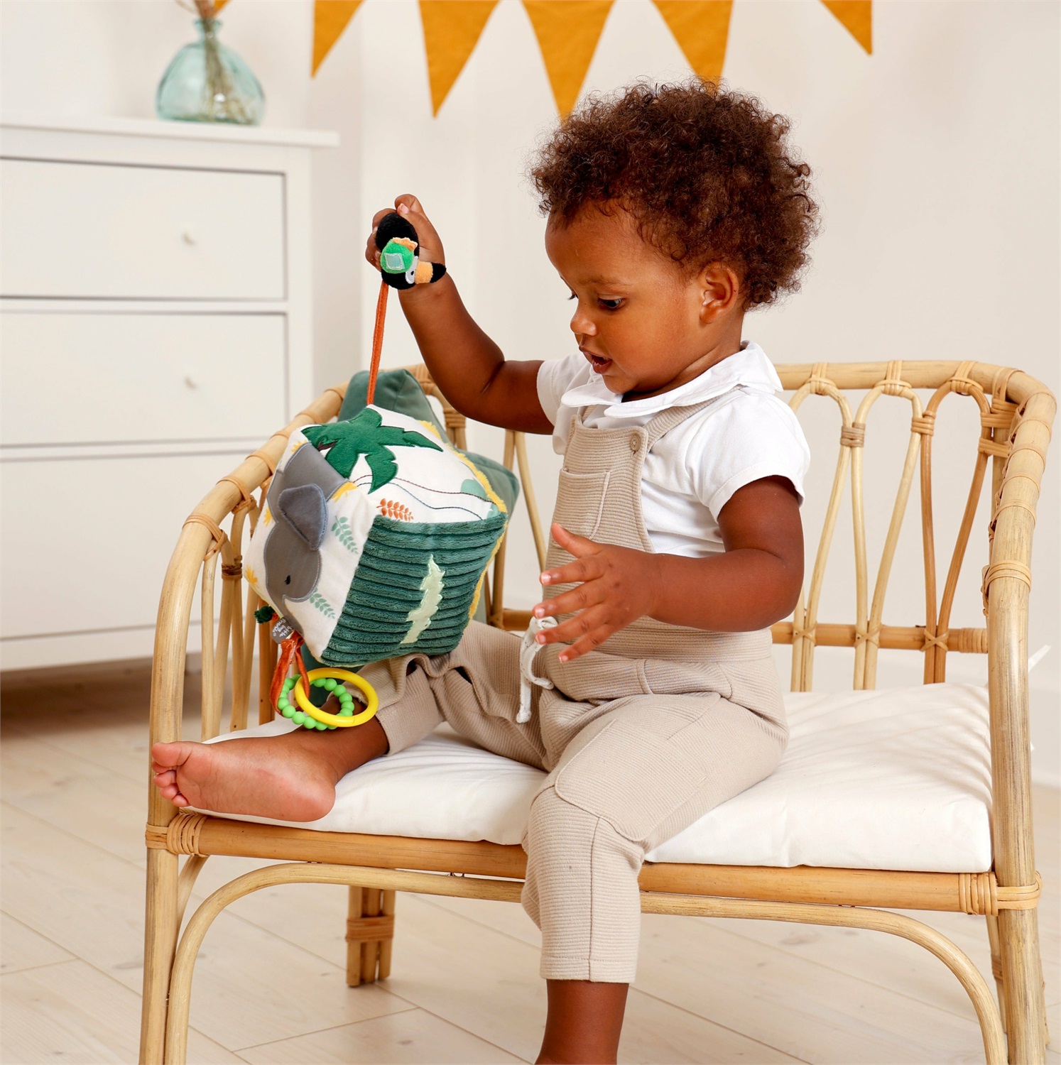 Little Big Friends Cubo Attività Morbido Giungla - Giocattolo Sviluppo per Neonati con Texture, Suoni e Specchio