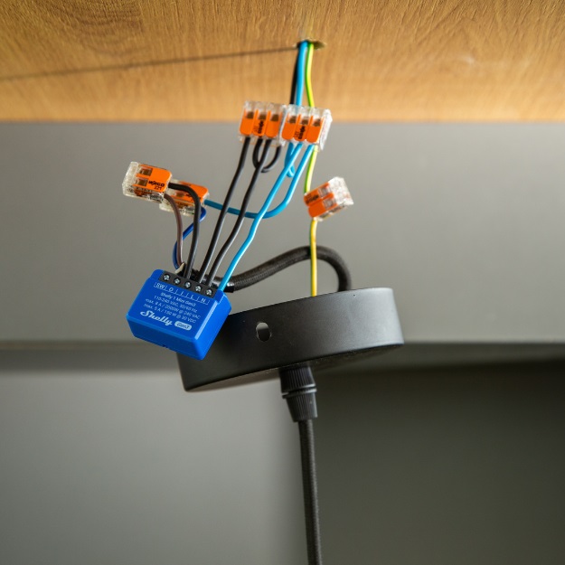 Shelly 1 Mini Gen3 - Interruttore Relè Intelligente WiFi e Bluetooth, 1 Canale, 8A, Contatti Puliti, Compatibile con Alexa e Google Home