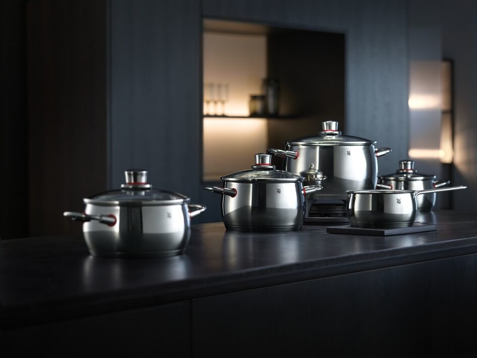 WMF Compact Cuisine Set di Pentole 5 Pezzi in Acciaio Inox Cromargan - Design Salvaspazio, Adatte a Tutti i Piani Cottura, Compresa Induzione