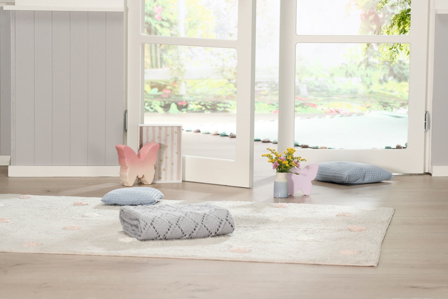 Baby Annabell Little Annabell - Bambola di pezza da 36 cm con biberon e vestiti, ideale per bambini da 1 anno in su