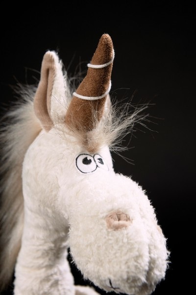 Sigikid Bestie 38488 - Peluche Unicorno Uni Que Bianco/Marrone per Adulti e Bambini, Morbido con Motivo Stellato e Criniera Iridata