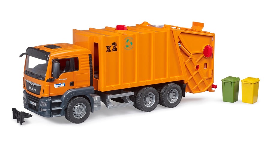 BRUDER MAN TGS Camion Trasporto Rifiuti Arancione con 2 Cassonetti - Giocattolo Scala 1:16
