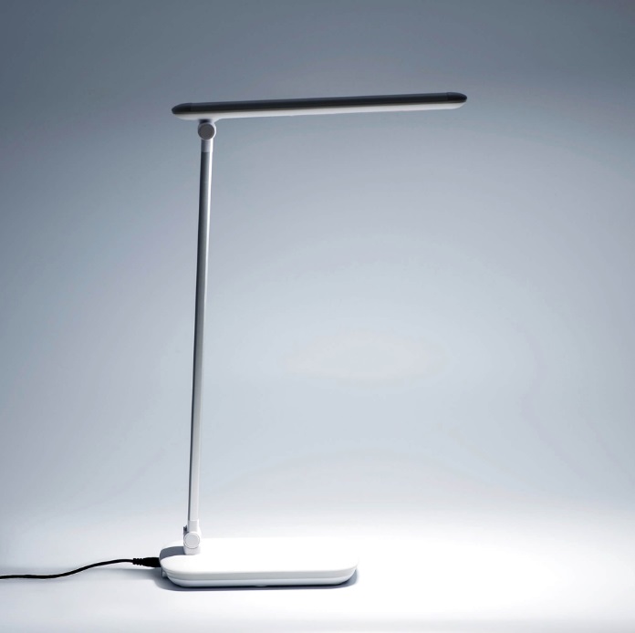 MAUL Lampada da Tavolo LED MAULjazzy Dimmerabile Bianco/Argento 8W 716Lm 4000K con Presa USB