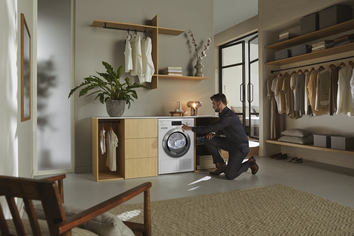 Miele TEL685 WP 125 Gala Edition Asciugatrice Libera Installazione Caricamento Frontale 9 kg A Pompa di Calore Bianco Wi-Fi Connect