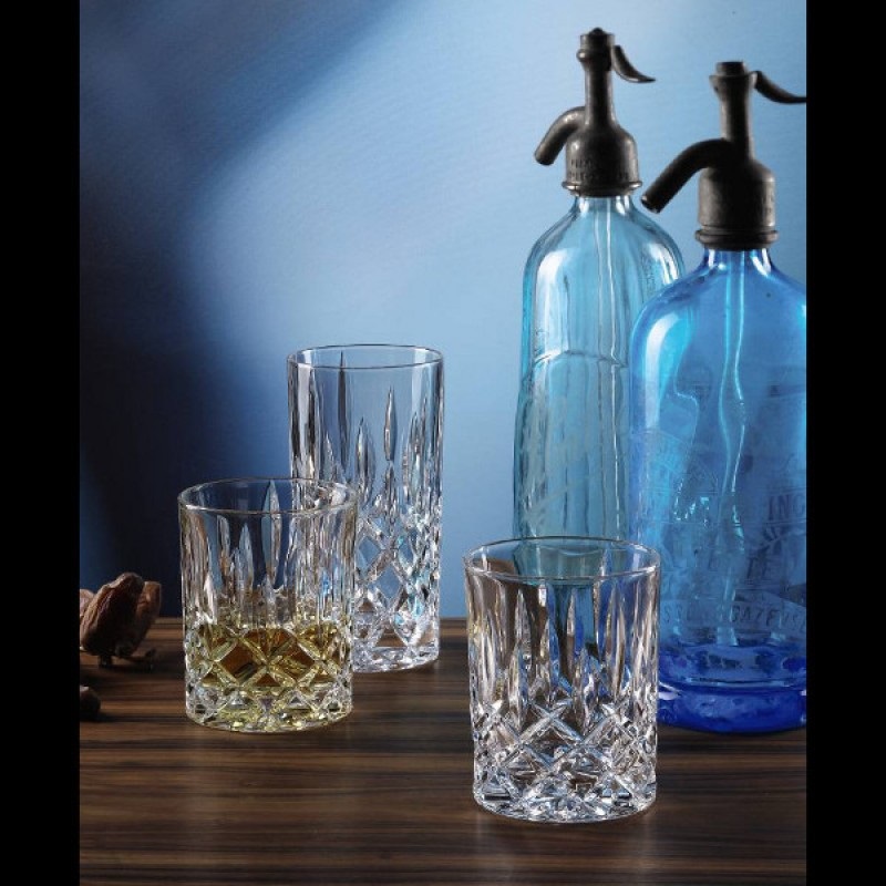 Nachtmann Noblesse Set di 4 Bicchieri da Whisky in Cristallo 295 ml con Design Scanalato