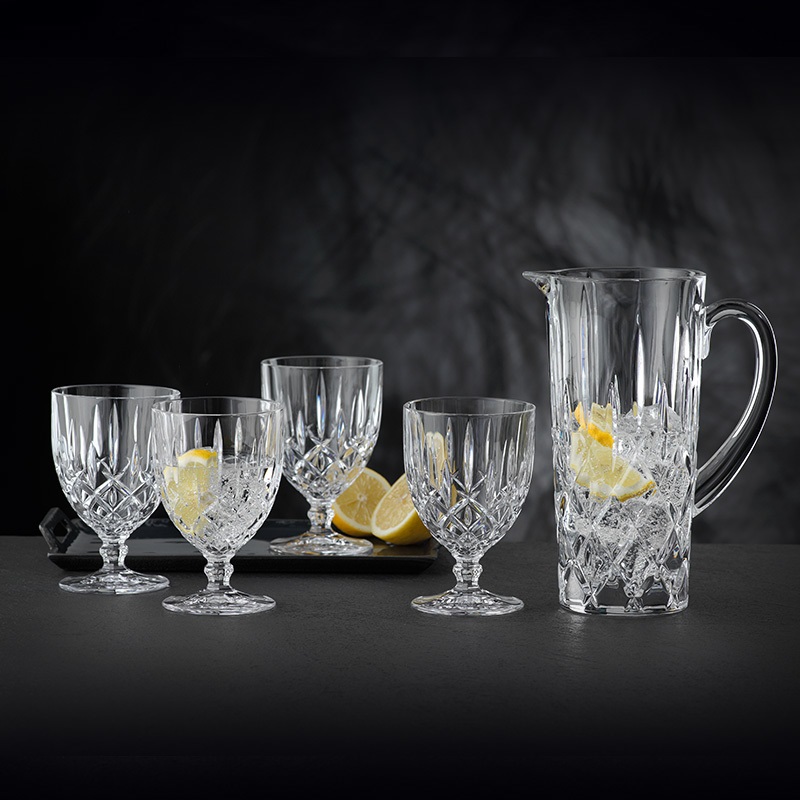 Nachtmann Noblesse Set di 5 Pezzi: Brocca Caraffa 1L e 4 Bicchieri da 350 ml in Cristallo Intagliato