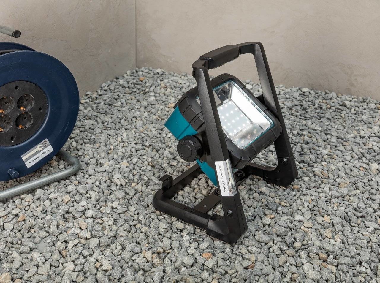 Avery L6140-20 Etichette Bianche Super Aderenti in Poliestere 45,7 x 25,4 mm - 800 Pezzi - Resistenti all'Acqua e agli Oli