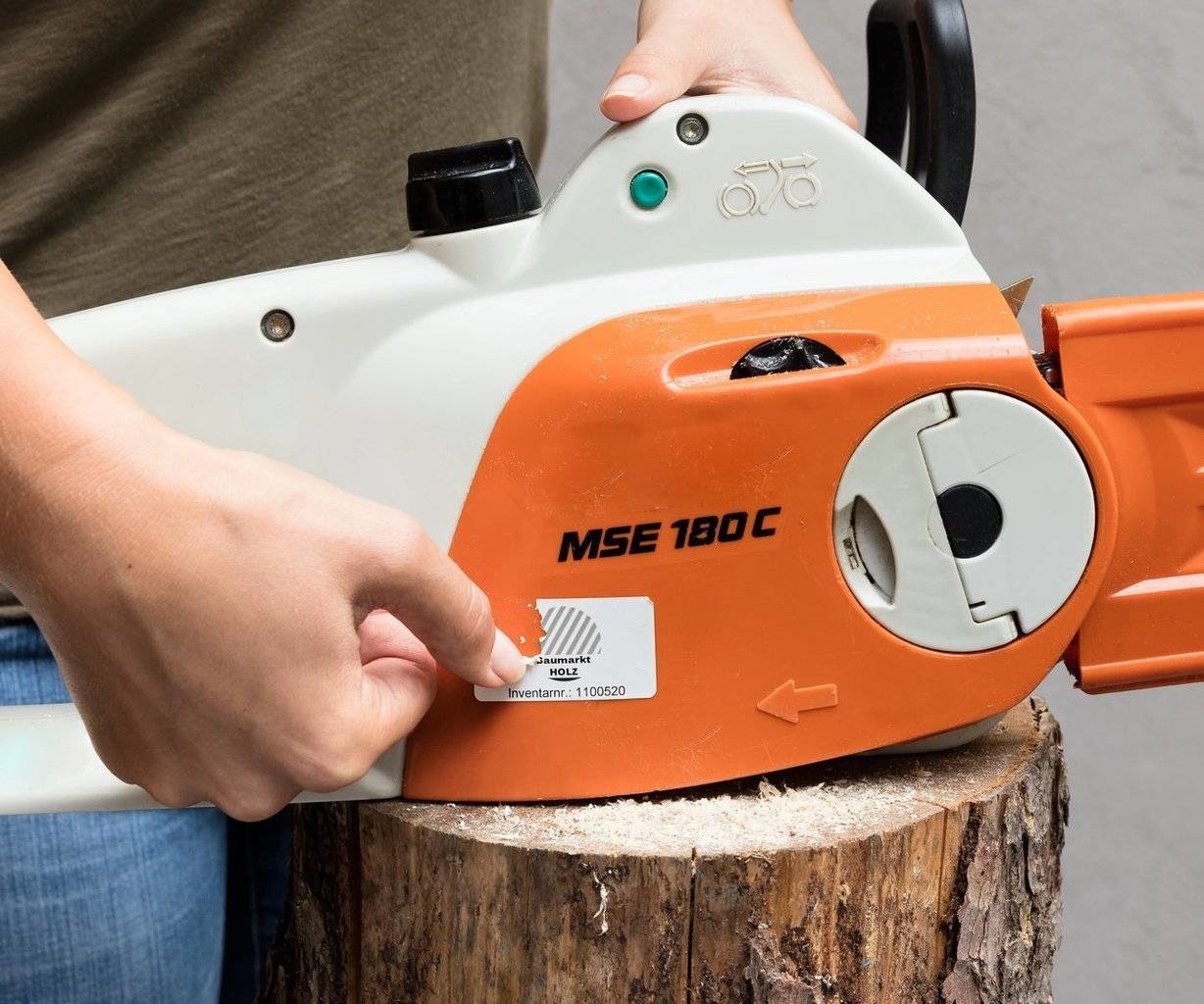 Avery L6145-20 Etichette Antimanomissione Non Rimovibili in Poliestere Bianco 45,7 x 25,4 mm - 800 Pezzi