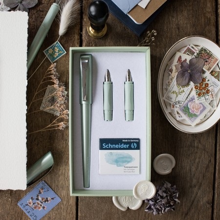 Schneider Callissima - Penna stilografica con confezione regalo, 3 punte intercambiabili e cartucce, colore verde menta