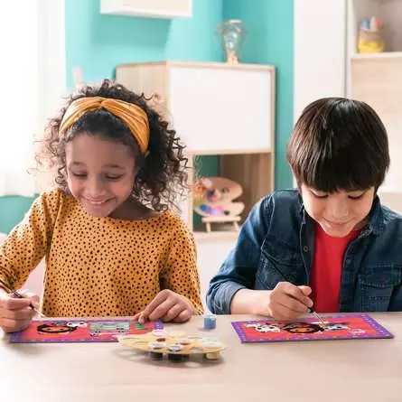 Ravensburger CreArt Serie Junior - Kit Pittura Gabby's Dollhouse, Dipingere con i Numeri, 2 Tavole Prestampate, Pennello e Colori, Gioco Educativo per Bambini 5 Anni