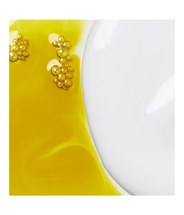 Nivea Crema Corpo Soufflé Fiori di Ciliegio & Olio di Jojoba 200 ml - Morbidissima crema con perle d'olio, assorbimento rapido e delicata fragranza