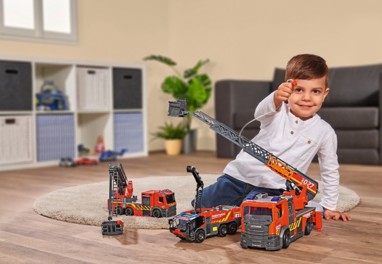 Dickie Toys Volvo Camion Rileva Il Peso con Luci e Suoni - 30 cm, per Bambini dai 3 Anni