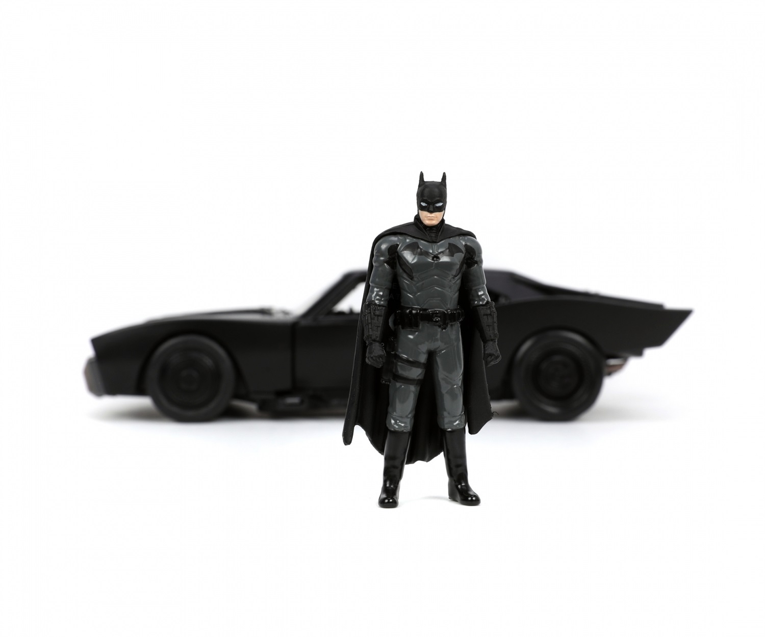 Jada Toys Batmobile 1:24 in Metallo con Figura di Batman - Riproduzione del Film The Batman 2022