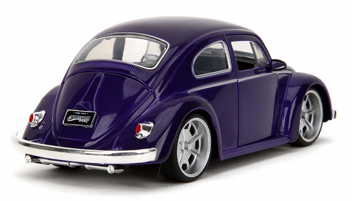 Jada Toys Volkswagen Beetle Wednesday 1:24 Die-Cast con Personaggio di Mercoledì e Mano