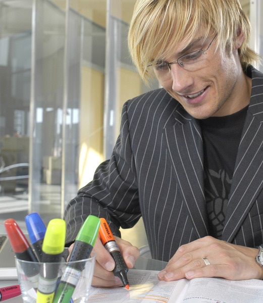 Stabilo Luminator Evidenziatore Giallo - Doppio tratto (2 5 mm), Tecnologia Anti-Dry-Out, Serbatoio XXL