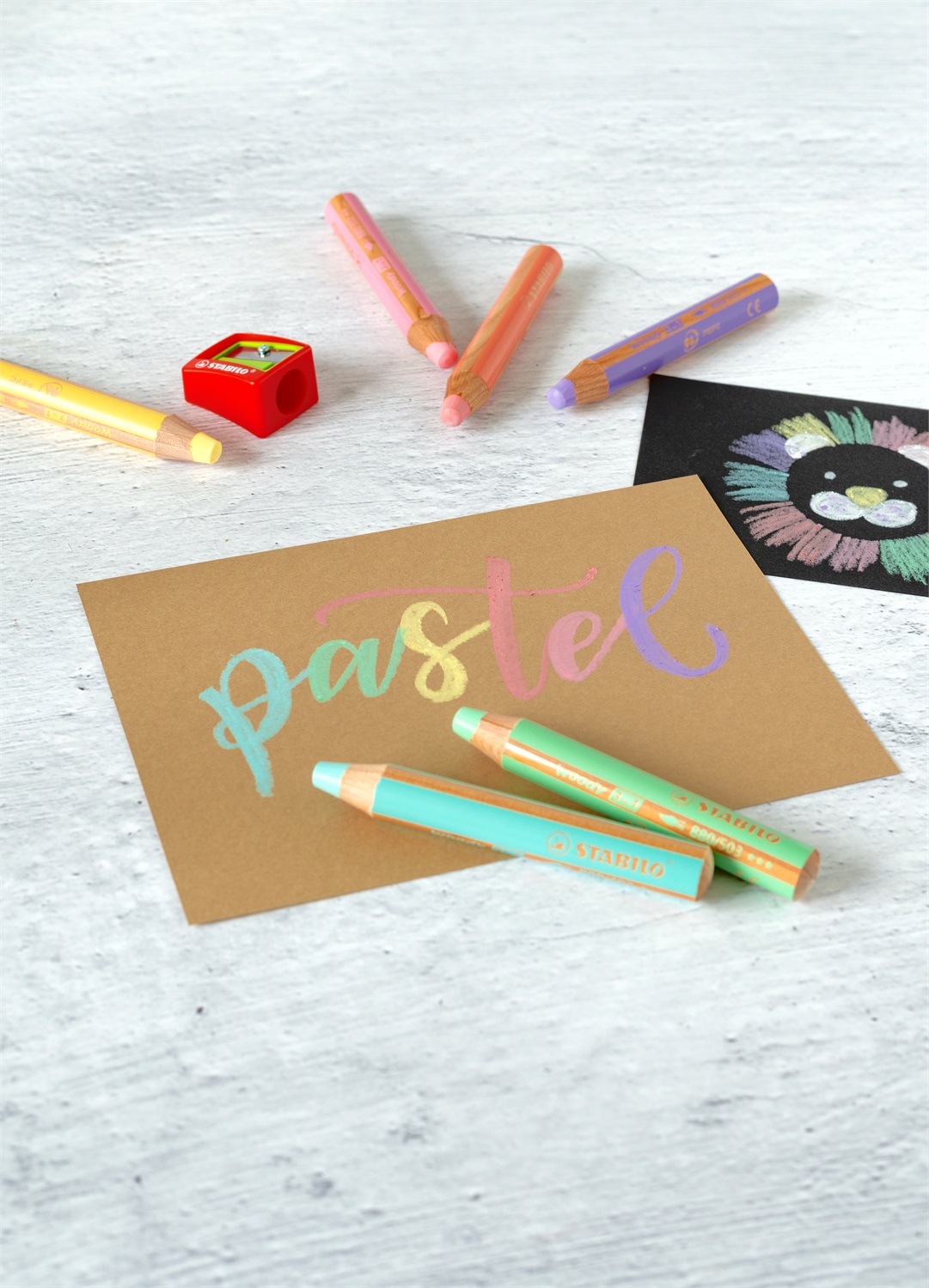 Stabilo Woody 3 in 1 - Matita colorata Multi-Funzione con Punta Larga - Astuccio da 6 Colori Pastello Assortiti - Include Temperino