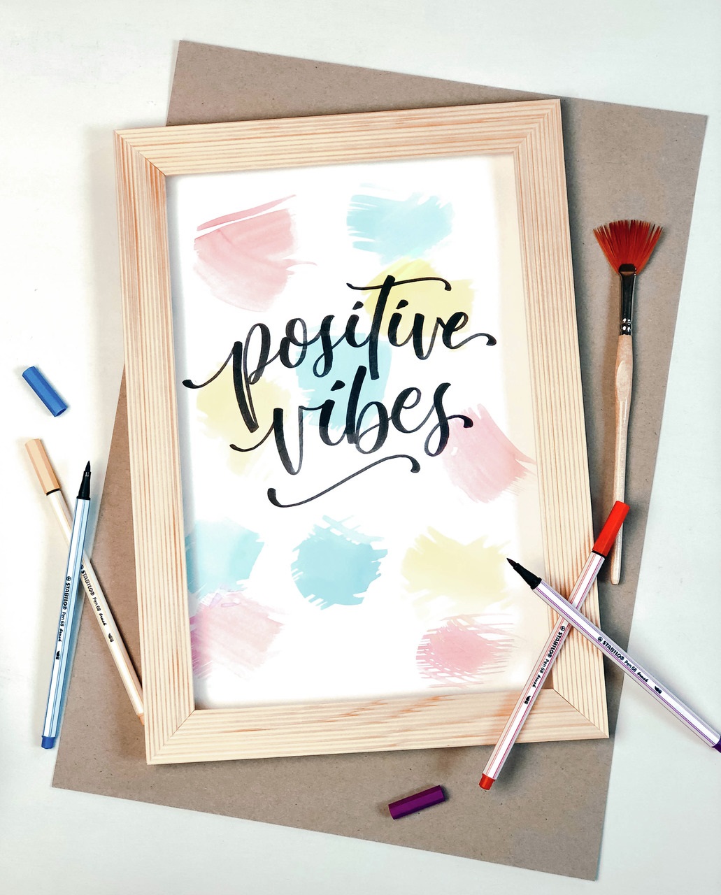 Stabilo Pen 68 brush - Pennarello Premium con punta a pennello - ARTY - Astuccio da 10 colori assortiti