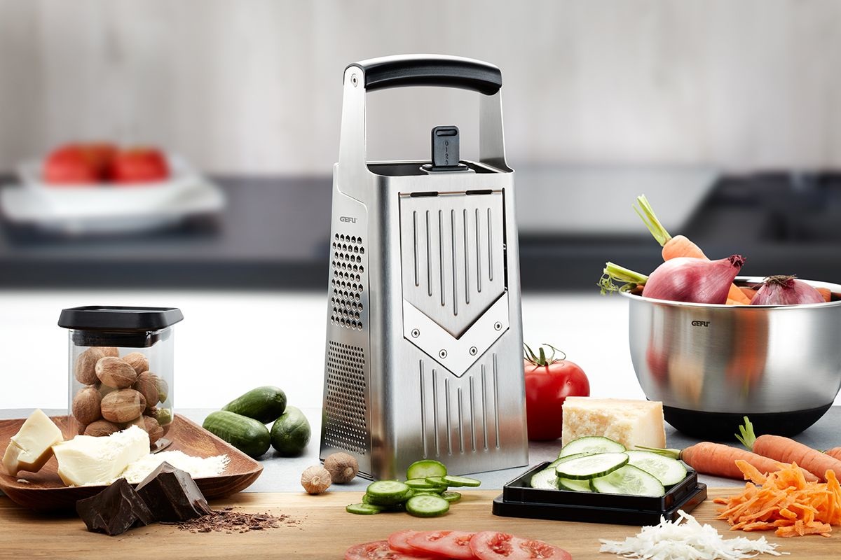 GEFU 10761 Grattugia Quadrata 4 Lati V-CUT con Mandolina Integrata in Acciaio Inox Argento