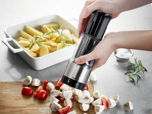 GEFU FLEXICUT 13421 - Tagliatore per Verdure e Frutta in Acciaio Inox con Inserto di Taglio Regolabile