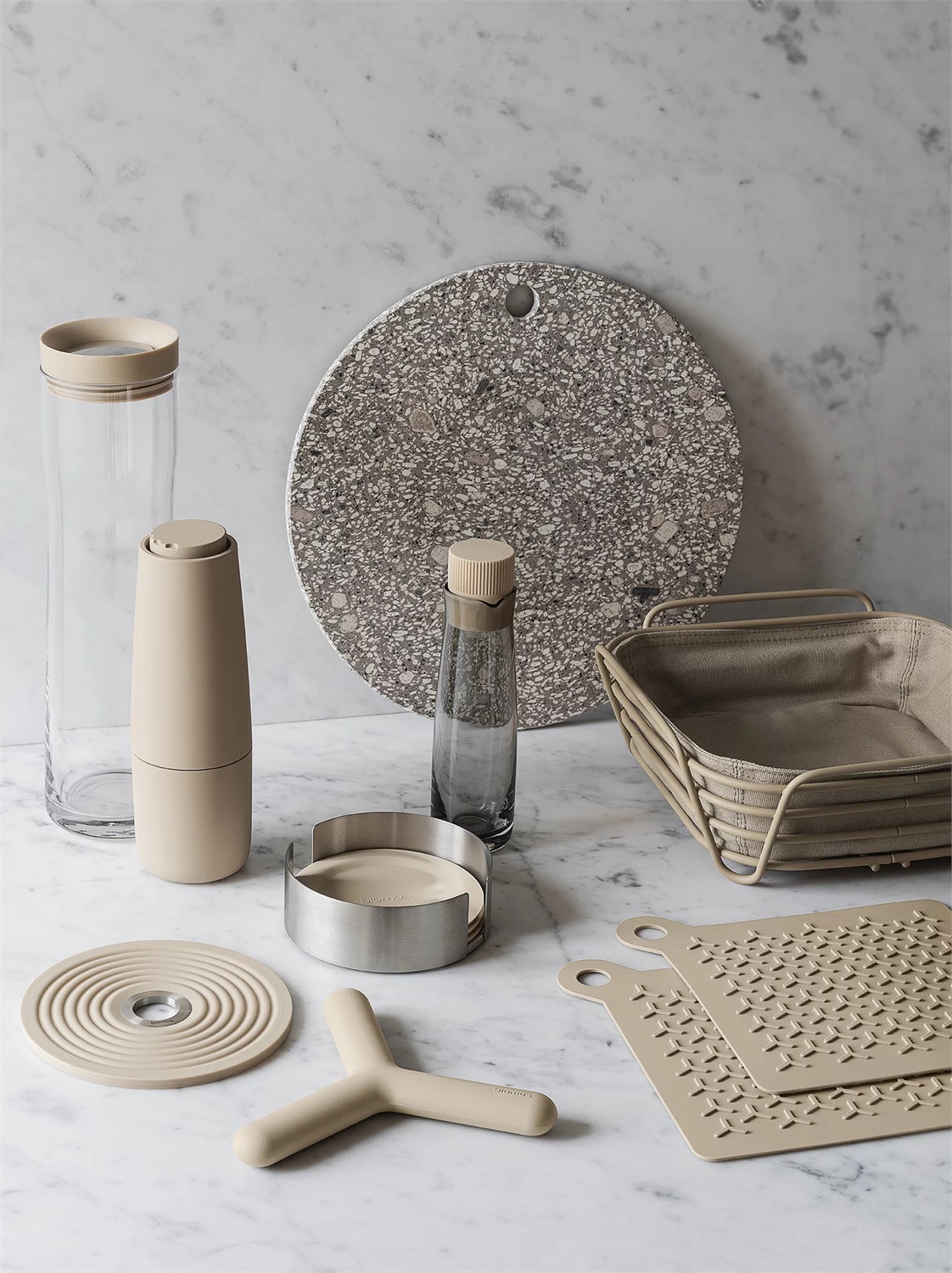 Blomus Lareto 63476 - Set da 6 Sottobicchieri in Silicone con Supporto in Acciaio Inox, Rotondi