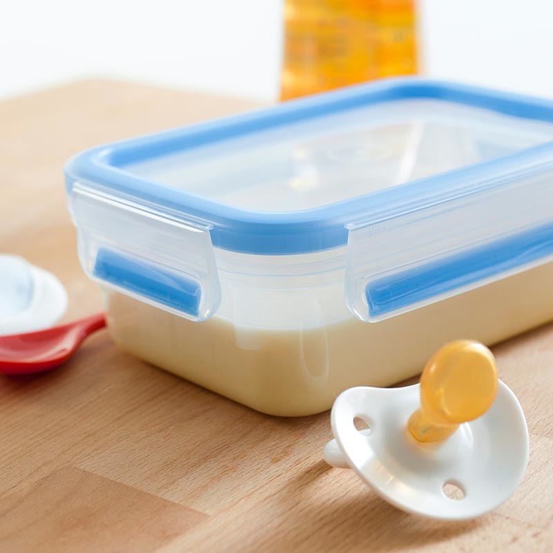 Emsa Clip&Close Contenitore Salvafreschezza Rettangolare 3,7 L Trasparente Blu - Idoneo al Congelamento, Lavastoviglie e Microonde